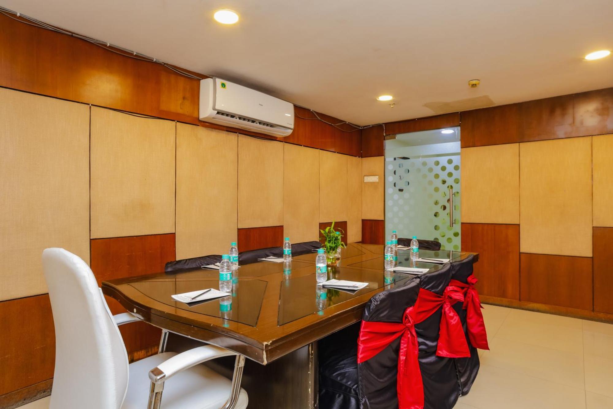 Отель Hyphen Haridwar Grand Экстерьер фото
