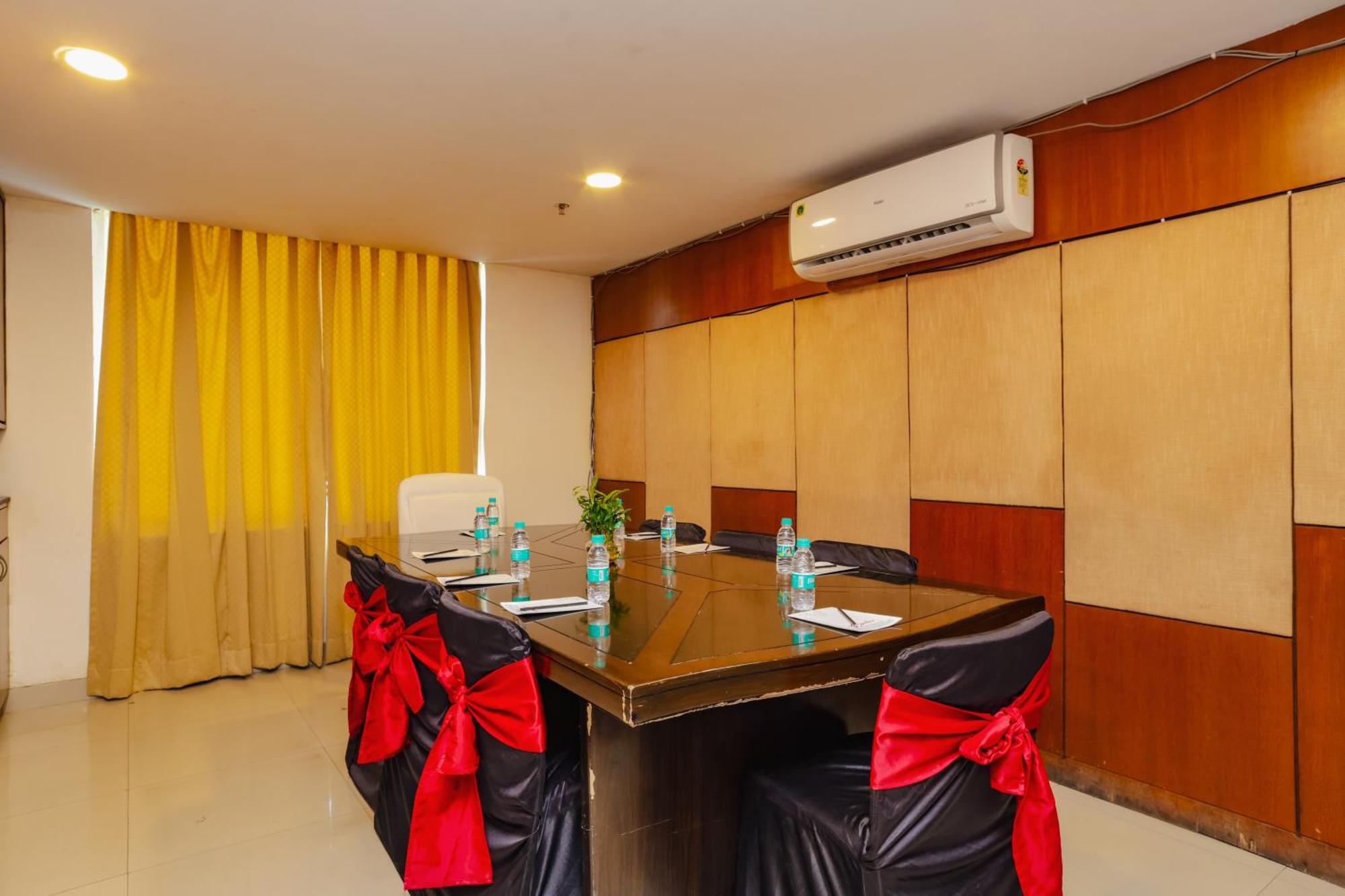 Отель Hyphen Haridwar Grand Экстерьер фото
