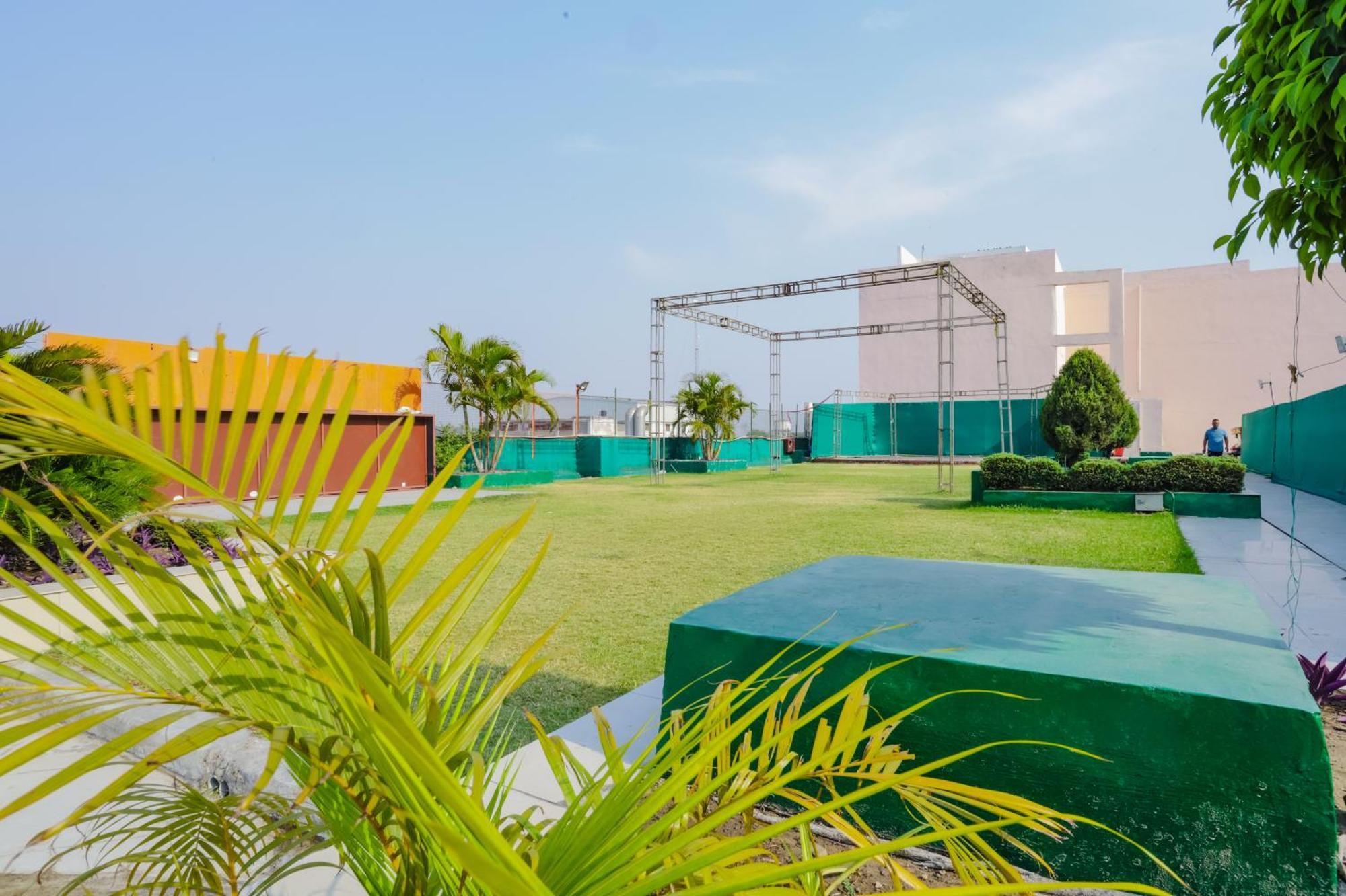 Отель Hyphen Haridwar Grand Экстерьер фото