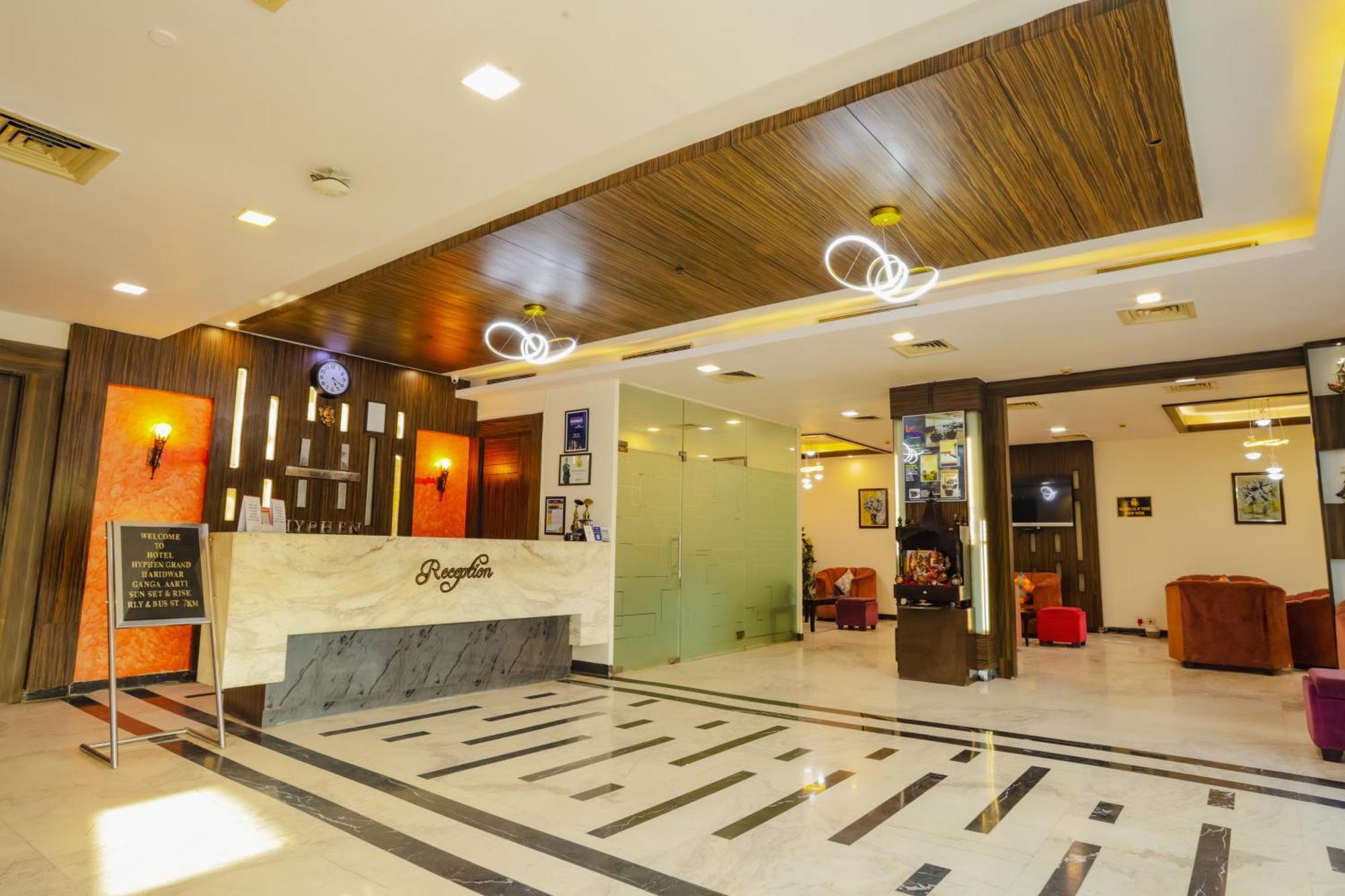 Отель Hyphen Haridwar Grand Экстерьер фото