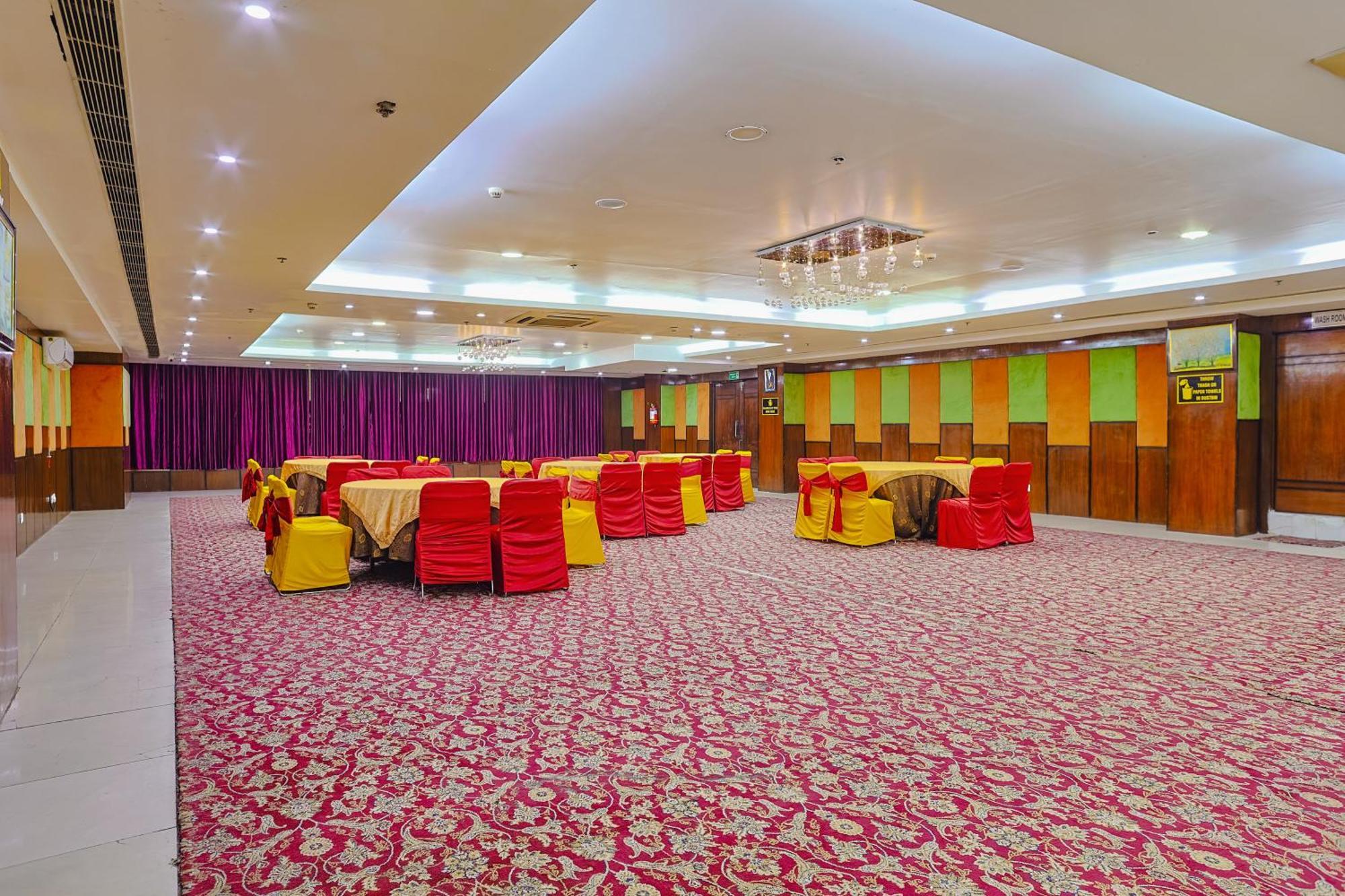 Отель Hyphen Haridwar Grand Экстерьер фото