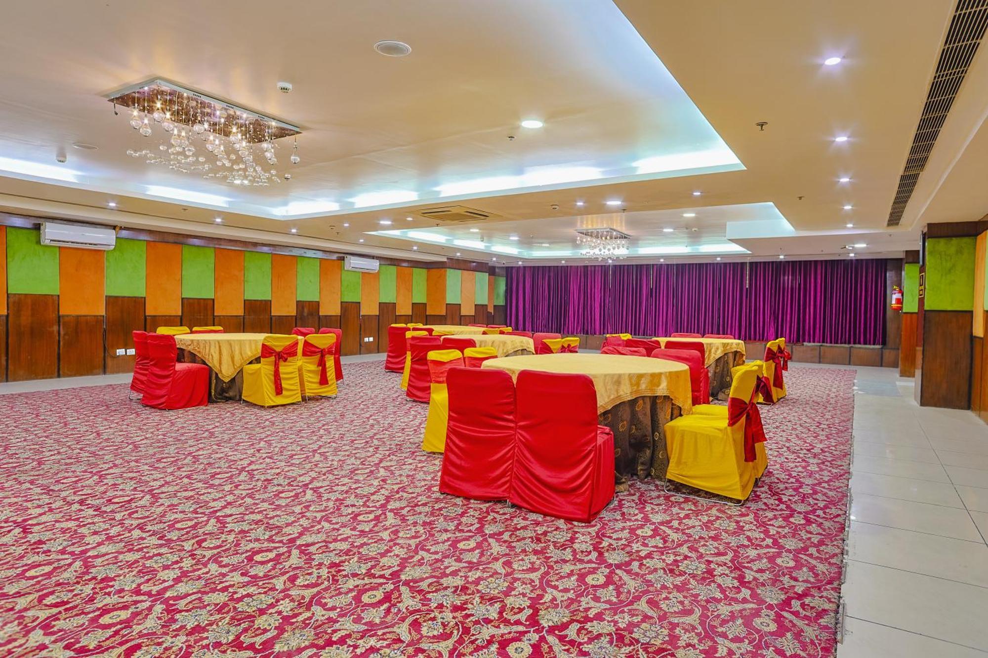 Отель Hyphen Haridwar Grand Экстерьер фото