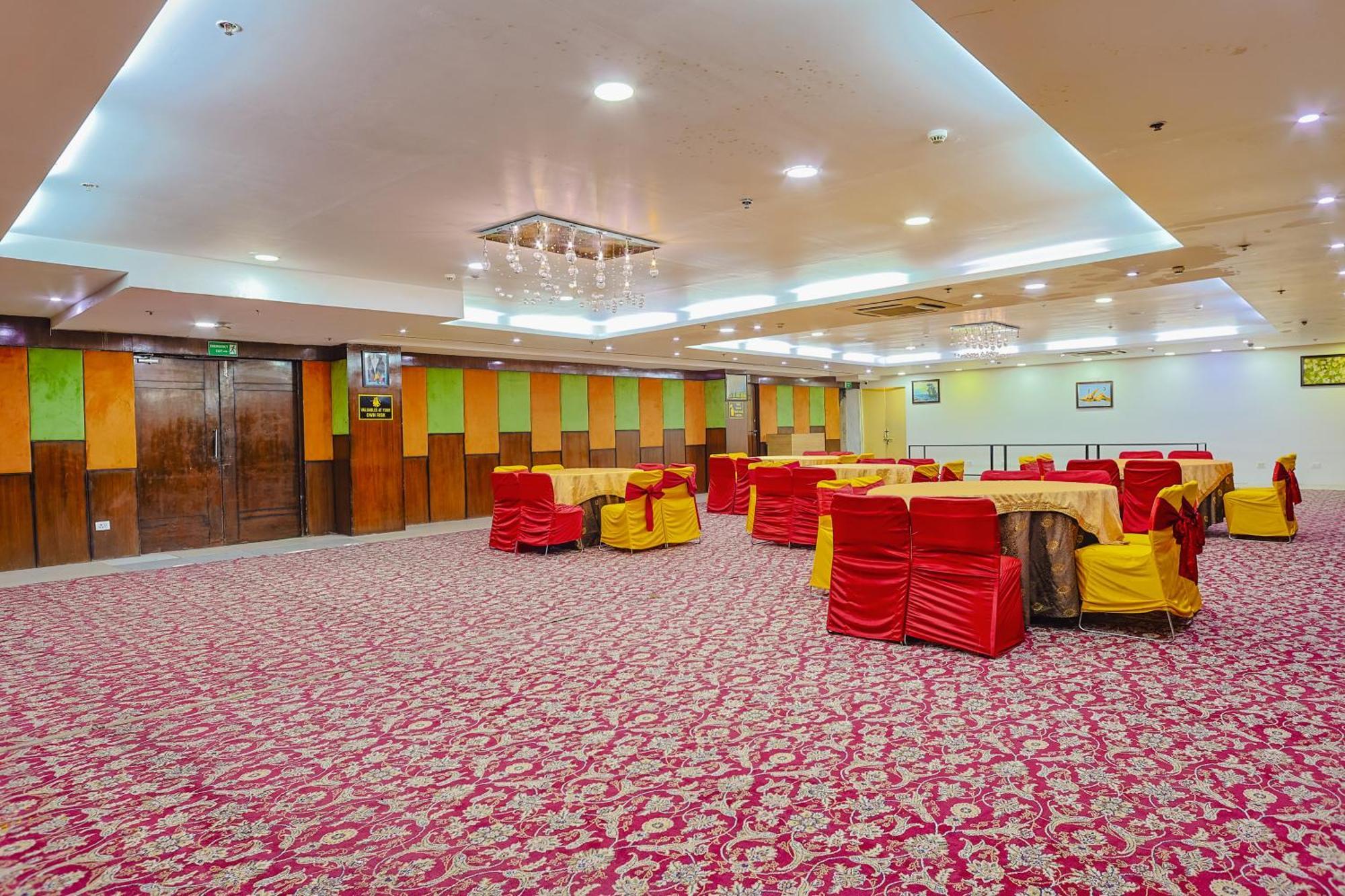 Отель Hyphen Haridwar Grand Экстерьер фото