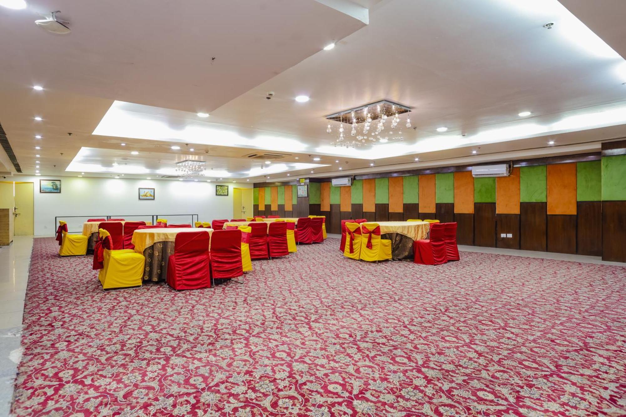 Отель Hyphen Haridwar Grand Экстерьер фото